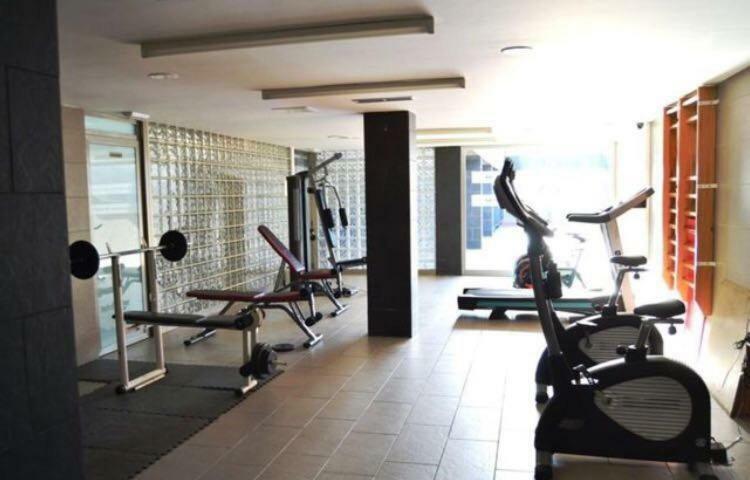 Apartamento Lujo, Primera Linea Playa, Garaje, Wifi, Piscina Climatizada Roquetas de Mar Exteriör bild