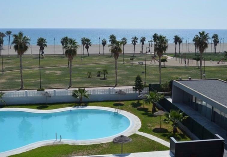 Apartamento Lujo, Primera Linea Playa, Garaje, Wifi, Piscina Climatizada Roquetas de Mar Exteriör bild